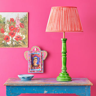 Mavis table lamp in green