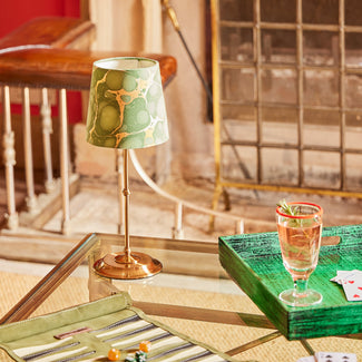 Reed rechargeable table lamp in brass