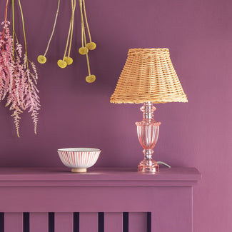 Urnie bedside lamp in blush pink resin